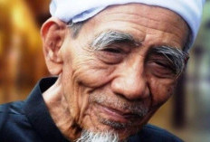 Meskipun Tak Dapat Menghafal Seluruh Al-Quran, Mbah Moen Tekankan Setidaknya Harus Menghafal 7 Ayat Pertama Surah Ini...