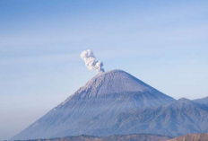 Mitos Gunung Semeru, Benarkah Jadi Tempat Kumpulnya Para Dewa?