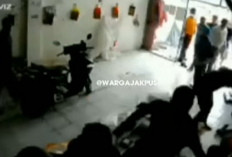 Kacau! Sekelompok 'Bang Jago' Tiba-tiba Aniaya Pegawai Kantor Jasa Pengiriman Barang di Pondok Kelapa, Videonya Kini Viral di Medsos