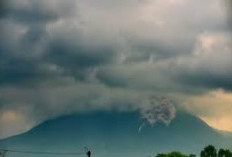 SIAGA! Merapi Luncurkan Awan Panas Guguran Mengarah ke Kali Boyong